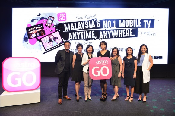 From left Ridhuan Sidek, Gan Ling Sze, Rosanne lo, Liew Swee Lin, Charmaine Kwan, Tina Tong and Alexa